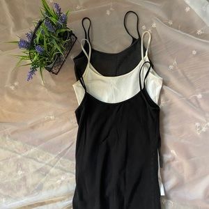 SALE💖3 Nordstrom BP tanks 🌸